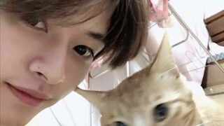 JJAM มินโฮ กางเกงสีเทา ห้องซ้อมครบแล้ว