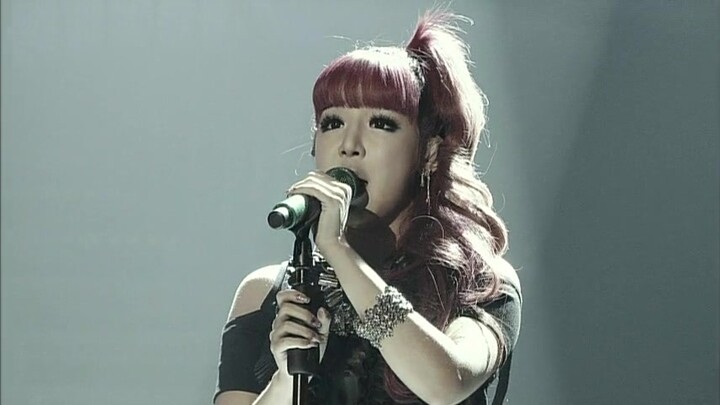 TABLO - BAD (Feat. PARK BOM) DVD Version