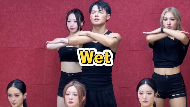 Bài hát “Just Call Me JYPapi” này gây nghiện quá