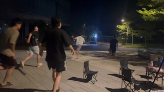 打起来了