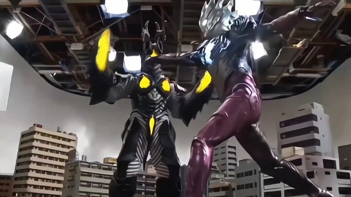 [Saga and Hyperzeton] Two characters that were at their peak when they debuted, but one was constant