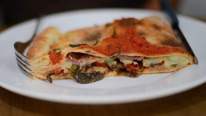 CALZONE MAMMA ROSY DULU SEBELUM PINDAH WARGA NEGARA [LAGI-LAGI MAKAN]