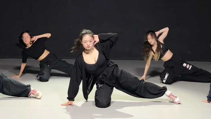 A dance that's both eerie and visually stunning