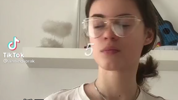 ردود أفعال شخصيات مارفل المتخيلة أثناء التقاط الصور…