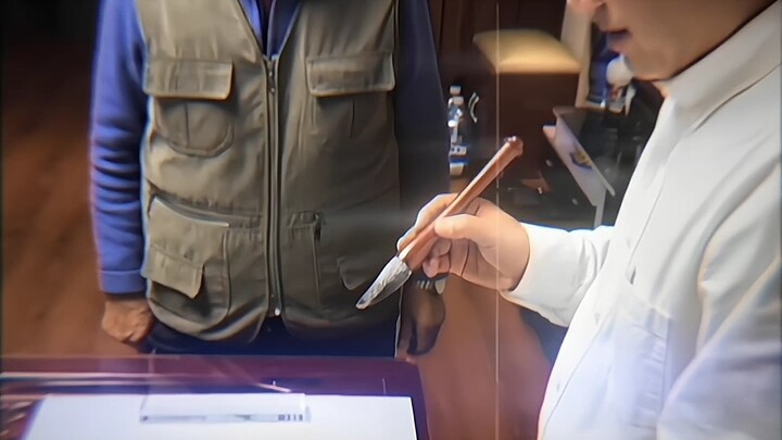 Writing the "Fu" character was just a lie—Grandpa’s still the boss!