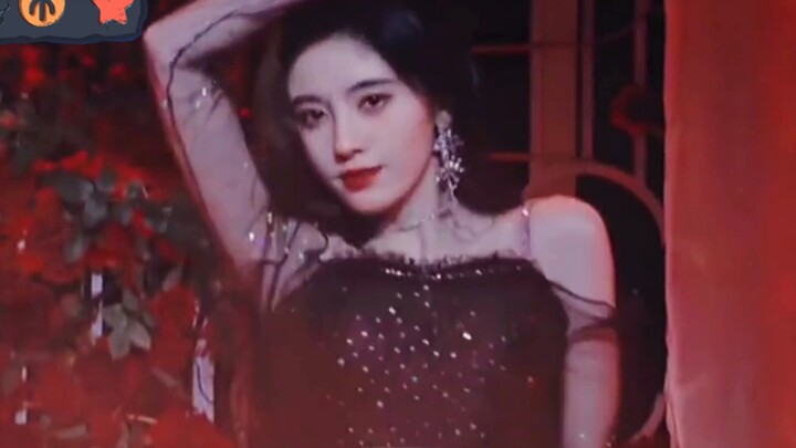 Yang dipelintir oleh Ju Jingyi bukan pinggulnya, melainkan nyawa saya ini