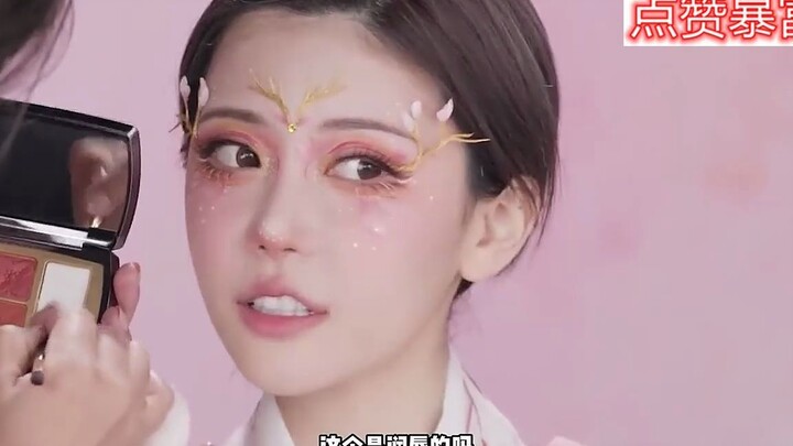 国风周淑怡到底有多亮眼，当化妆师让周姐闭嘴后，水友顶不住了