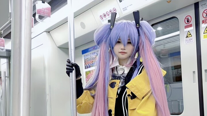 Ayo rasakan bersama sudut pandang orang yang punya gangguan sosial saat berada di acara komik!