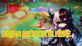 HUJAN METEOR IS HERE