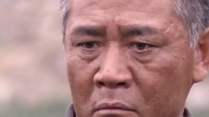 An old farmer fiercely rebukes the secretary of the county party committee: Why is it so hard for fa