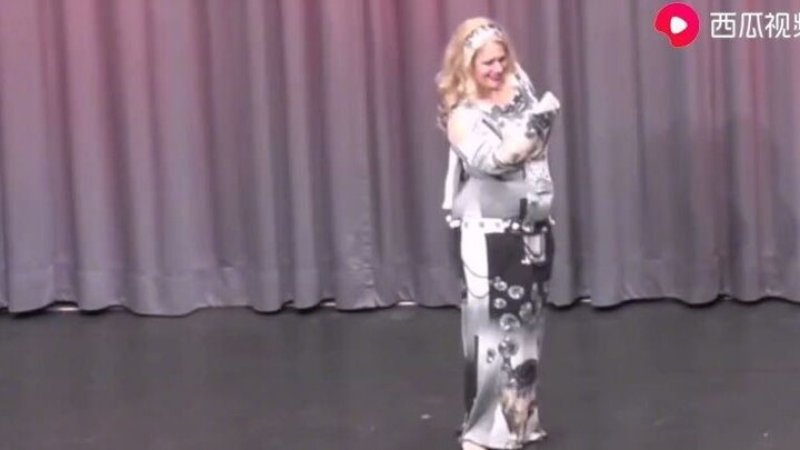 This is called BBW - belly dancing?