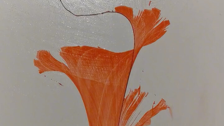 ขอแสดงการวาดลายให้ทุกคนดูหน่อย