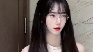 Bạn thích nhìn vào bộ phận nào trên cơ thể của một người phụ nữ đẹp?