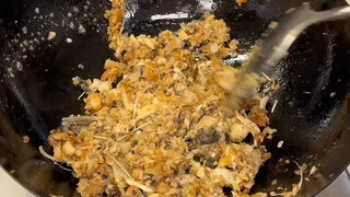 If you fry the fish into fish residue in the future, don't throw it away.