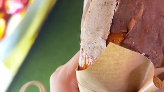 八百个心眼，没一个是实心的