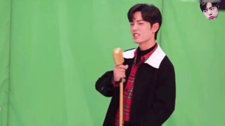 [Xiao Zhan] Tôi có thể hôn một "người ngu ngốc" như vậy cả trăm lần trong một hơi thở!
