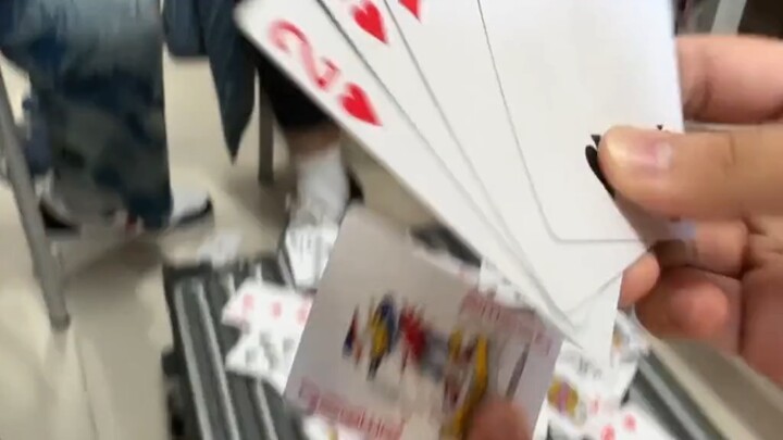 Tuan, dengan mempertaruhkan nyawa dalam permainan ini, bahkan bisa mengalahkan takdir sejauh setenga