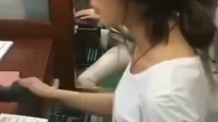 لم أعد أجرؤ على القول إنني متقن لبرامج المكتب بعد الآن! بطولة العالم في Excel: الصعوبة تفوق تخيلك!