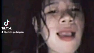 sino ba Naman Ang di mahuhulog