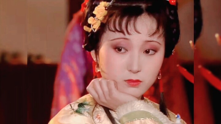 “她不是动不动就哭吗？这么可爱干什么？”