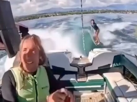 Di mana ada Wolong, di sana pasti muncul Fengchu.