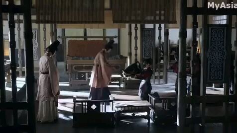 01 The Legend of the Female General