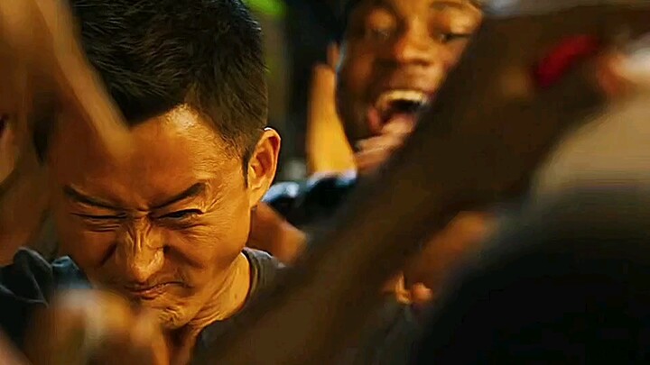 In “Wolf Warrior 2,” he downed 17 pints of beer one after another, plus three liang of baijiu.