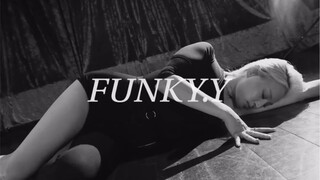 رقصة Street Girl 2 Funkyy Heels Get Up حالمة للغاية