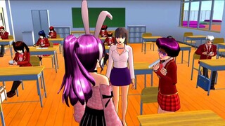 Sakura School Simulator: Avoid Capsule Monsters