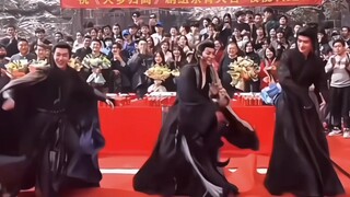 都杀青了，田嘉瑞跳舞还是有一种没有功劳也有苦劳的感觉哈哈哈，感觉一身牛劲还没完全使出来，小田你真的太可爱了哈哈哈