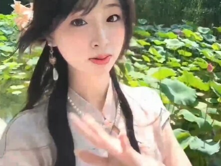 فريق شياو تشاو يتحول جنسيًا