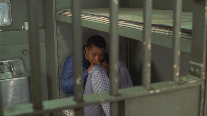 Dengan IQ setara anak berusia lima tahun, dia justru menjadi pelatih yang dipuja oleh ribuan orang |