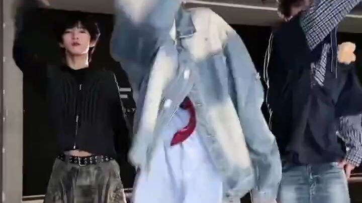 các ah nhảy đẹp quá đi thôi 😍😍