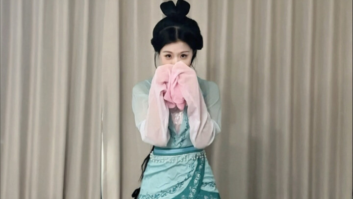 Zhang Fei, segenggam kacang hijau! Lü Bu, seorang saudara yang setia!