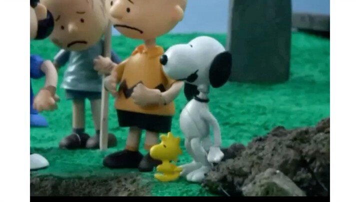 [Gà Robot] Snoopy và nàng tiên bí ngô