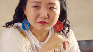 Yoko hanya ingin makan sendiri, itu terlalu sulit