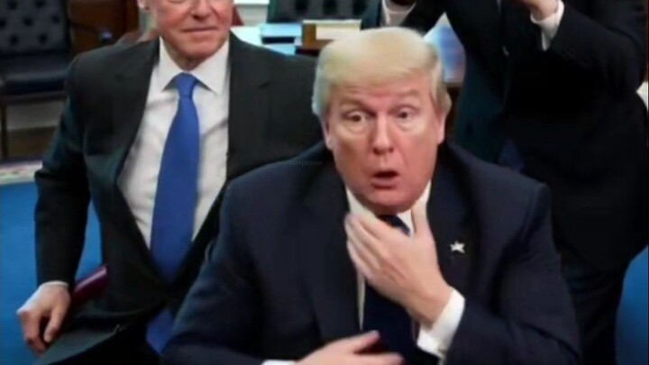 มีมทรัมป์ x คลินตันที่แฟนชาวต่างชาติสร้างขึ้น