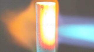 Ujian masuk perguruan tinggi selesai, menggosok kapur