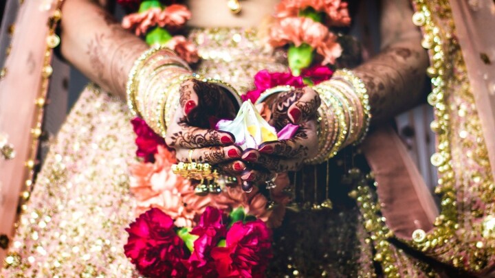 Pushpanjali, the Bharatanatyam bouquet dance that I can never get enough of.