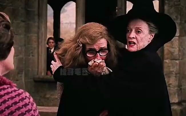 Sau bộ phim Hội Phượng Hoàng, cô ấy rõ ràng tiều tụy hơn rất nhiều: vừa chống chọi với bệnh tật, vừa