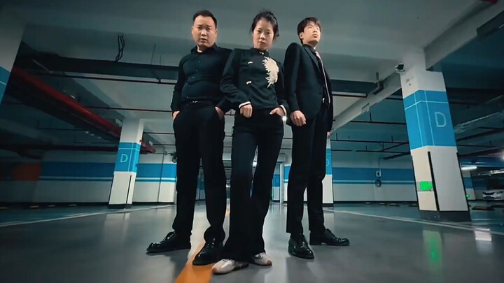 Three Supreme Beings from One Sect