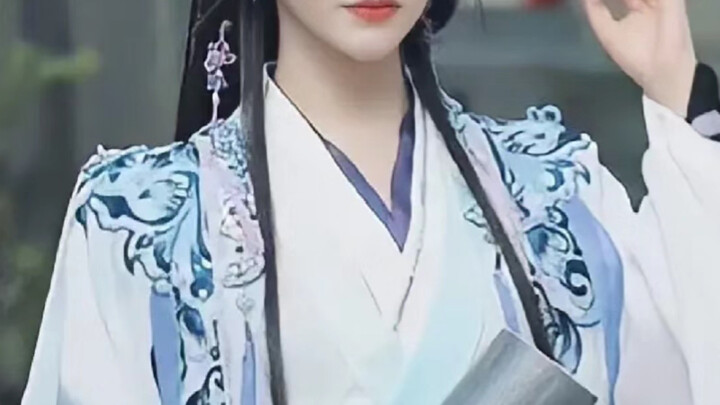 I’m dying laughing—this drama truly captured her at her most beautiful!