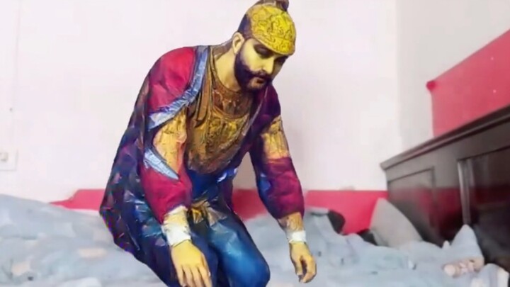 Ngày 11 tháng 6 lại mơ tưởng, mơ tưởng rằng mình đã đánh bại Đế chế Ottoman, bảo vệ Constantinople v