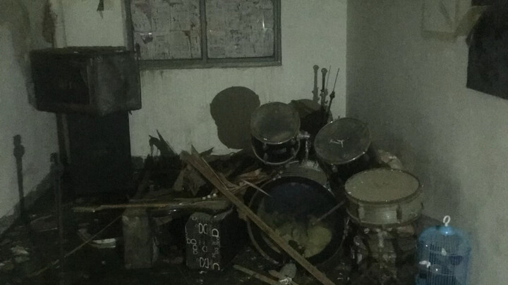 جمع الخردة مرة واحدة جعلني أتعلم العزف على الجيتار الكهربائي...