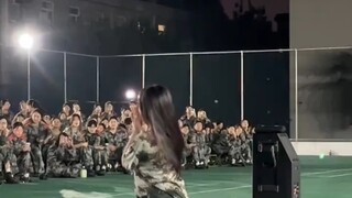 还有谁没看过军训妹跳kpop