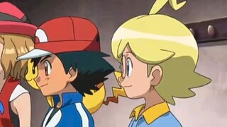 Serena really wants to go back to Pallet Town with Xiaozhi, and a blush appears on her face!