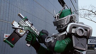 Kamen Rider Ryuki｜The fourth knight "Iron Bull" warrior and his Italian cannon