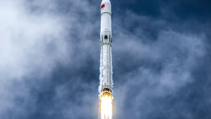 China’s first reusable rocket, the Long March-10Y, has achieved complete success in launch, recovery