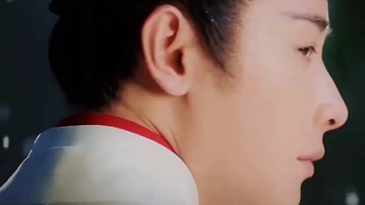 Nam chính duy nhất không có hào quang nam chính