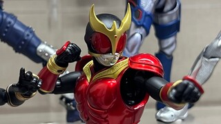 Kamen Rider sắp chiếm một tầng của tủ mô hình